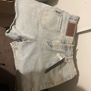 The Kript “Set back Shorts”